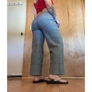 Worthington Plaid Capris
